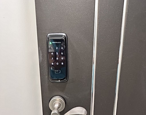 成功商圈全新完工電梯質感套房招租|設備齊全多間可選 - Image 2