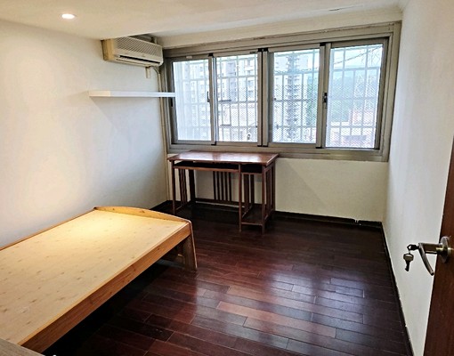 金龍湖旁電梯4房""可另租車位 - Image 9