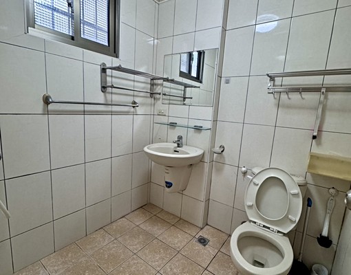 向上市場勤美全配套房可租補多間可選 - Image 7