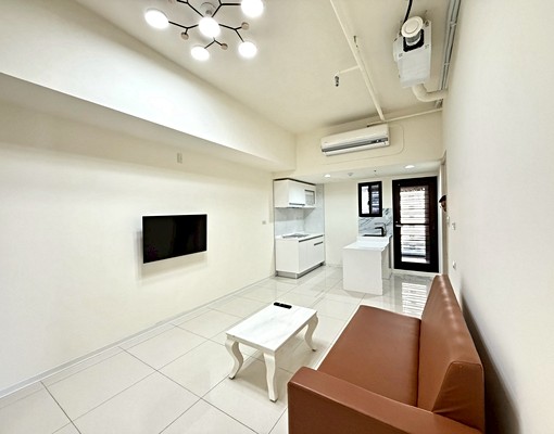 市政1號院三房平車 - Image 2