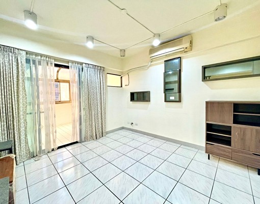 🔥近力行市場✔️機能超棒✔️前後陽台三房含平面車位🔥 - Image 1