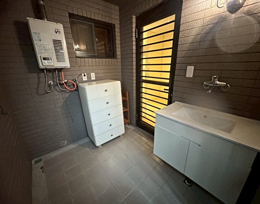 ✨百萬精裝三改二房視野戶✅室內30坪✅雙平面車位✅可租補 - Image 6