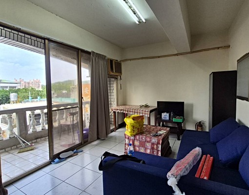 鶯歌國中小老街3房電梯免仲.空屋.可租補.不可拜拜及竉 - Image 4