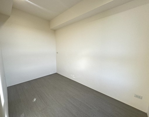 租金含管+車位.家俱可提供.免仲介費可租補 - Image 4