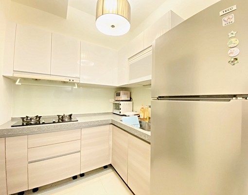 嶺東商圈/稀有次頂樓/可寵/租補/溫馨三房尬平車 - Image 2