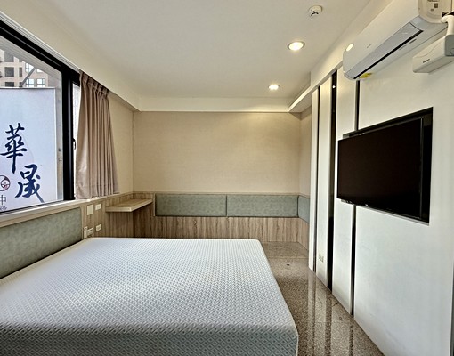 板橋大遠百❤️秒殺電梯套房❤️ - Image 2