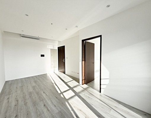 只想擁抱你❤️鼎泰中城全新完工❤️可雙租補❤️雙衛浴❤️ - Image 2