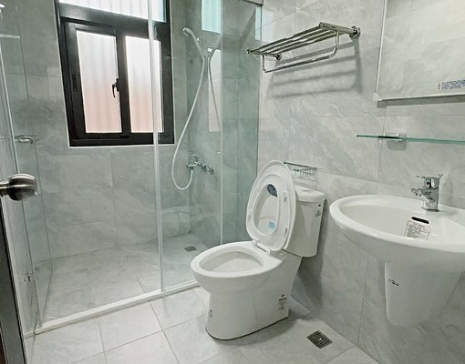 全新✨台電✨採光大空間✨可租補✨變頻冷氣✨乾溼分離 - Image 5