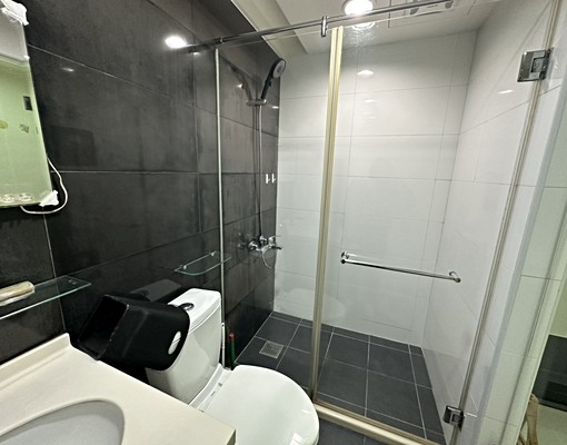 三多商圈大遠百總圖生活機能佳分租套房限女性房客單純 - Image 10