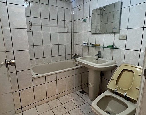 🦋高樓層採光舒適套房🍀走路到北平商圈📍家具家電全配 - Image 9