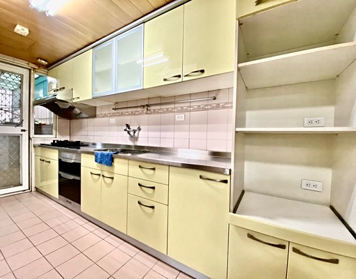 可租補報稅🔥傢俱全配✅職業友善✨華麗大四房💯 - Image 5