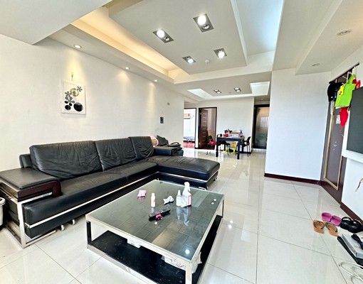 內壢大三房/可補助/含車管/傢俱全 - Image 1