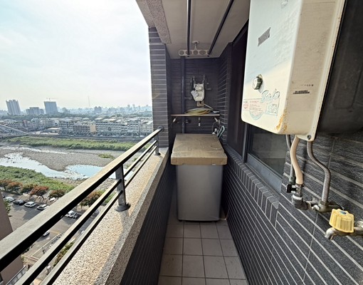 卡比💞可租補戶籍寵物💞無限視野浴缸⭐平車大空間採光雙衛浴 - Image 13