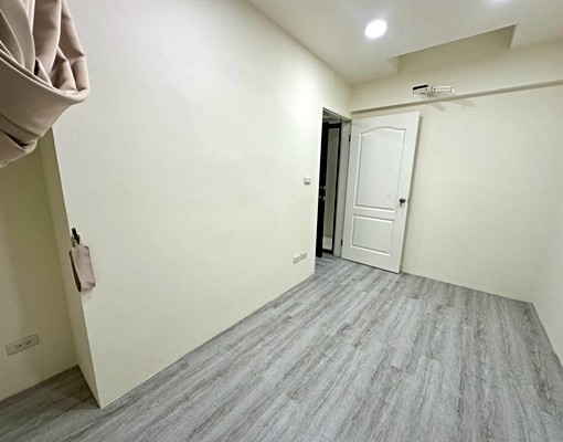 蘆洲🏠可租補可寵/全新裝潢採光通風獨洗曬/家具齊全/機能強 - Image 10