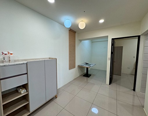 超大三房家俱全配一卡皮箱就入 - Image 5