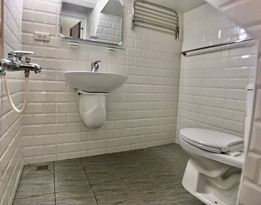 陽明國中陽明商圈近文山特區翻新透天 - Image 8