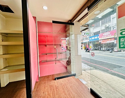 🌳【花蓮市中華路黃金地段|醒目(雙)店面出租】✨人潮車潮不 - 591租屋網 - Image 2