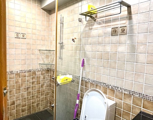 信義路六段巷寬面寬有大庭院一樓 - Image 7