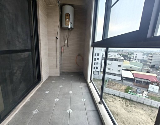 👍全新裝潢的新屋(可租補)👍 - Image 9