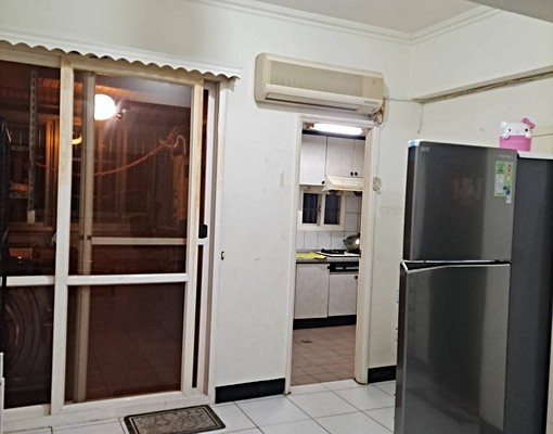 房仲勿擾、採光佳、有電梯、房間衛浴對外窗、近夜市、交通方便 - Image 3