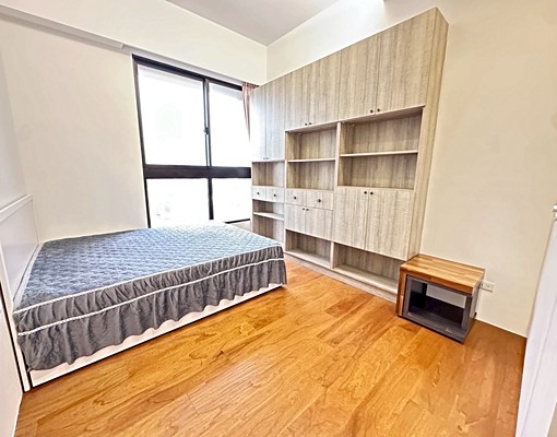 西區勤美商圈✨大坪數3+1房✨連號雙平車✨可寵物✨職業友善 - Image 10