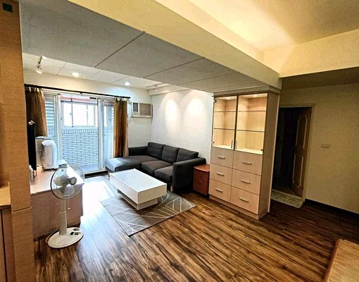 Y頎策房屋西屯逢甲2+1房含平車管理費24000 - Image 1