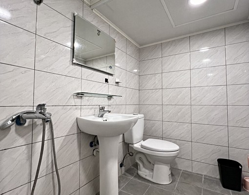 忠孝夜市💛大空間陽台獨洗曬🤩可租補小玄關🤩 - Image 8