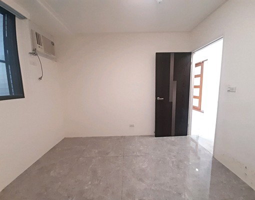 明亮溫馨電梯3+1房+車🧨近捷運.市場🧨含車含管.可談 - Image 9