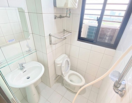 嶺東整棟超新可短租採光佳子母車管理員汽機車位可租 - Image 5