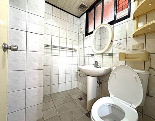 出租~近園區-竹中車站旁"愛丁堡"大三房-平車.含管.可寵物 - Image 5