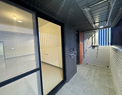 五泰可租補~免仲介費~航空城全新大兩房車~最便宜 - Image 2