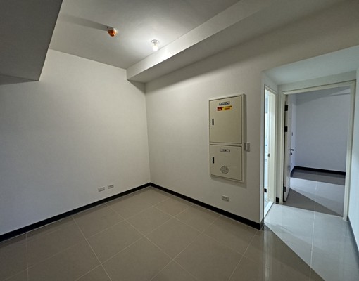 五泰可租補~免仲介費~航空城全新大兩房車~最便宜 - Image 7