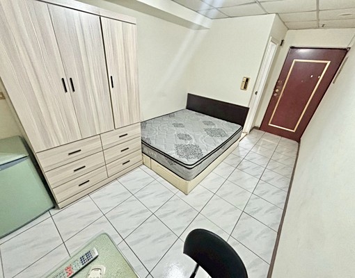 逢甲商圈🙌🏼超便宜台水電電梯套房 - Image 1