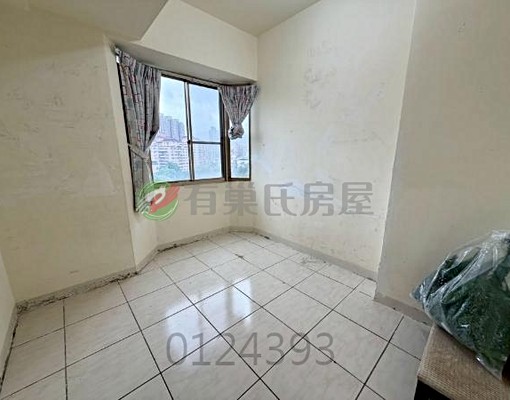 好旺角四房車含車含管可租補 - Image 6