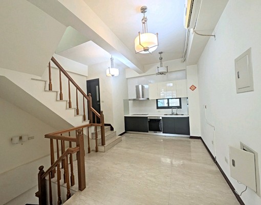 北屯中國醫特區*近74號道*邊間採光社區型別墅 - Image 6