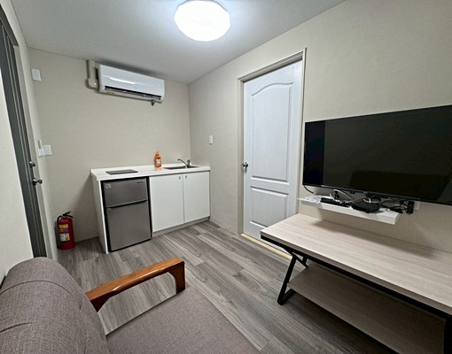 中國醫🔥一房一廳✅可貓✅可租補 - Image 1