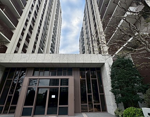 新成屋~港市鎮中心聯悅馥3房平車近公園綠地 - Image 1