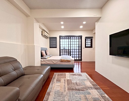 文心崇德站♡台電計♡租補+入戶籍♡洗脫烘♡乾濕分離♡採光佳 - Image 1