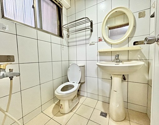 近中興大學💖平價溫馨4房🉑租補🉑戶籍🉑貓✨車位✨ - Image 11