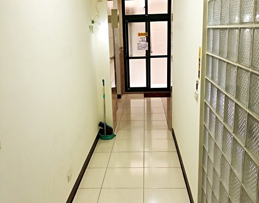 (屋主自租)益民路興大附中~優質大套房 - Image 6