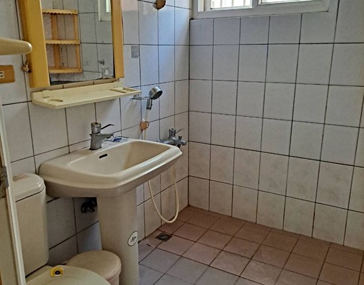 房仲勿擾、採光佳、有電梯、房間衛浴對外窗、近夜市、交通方便 - Image 9