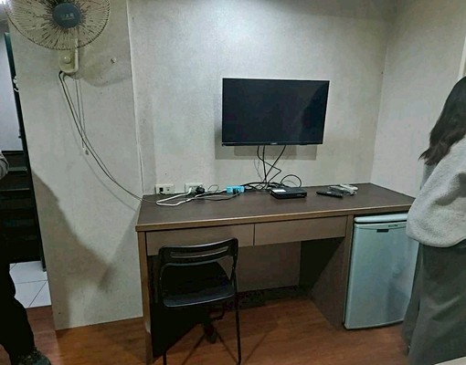 近大同國小小資族溫馨採光佳獨立套房大空間台水台電 - Image 1