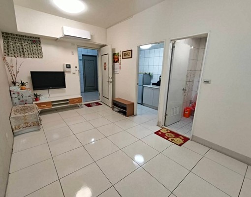 英專路小豪宅淡江大學可租可報稅 - Image 1