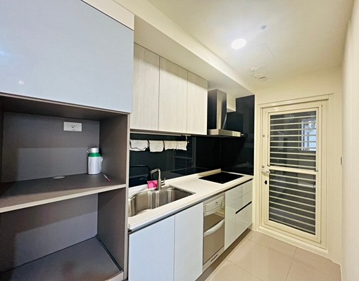 洲際W三房平車簡配(含車管)可租補 - Image 6