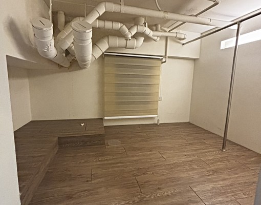 松山捷運站走路約兩分鐘/可租補/高級社區整套家具家電一應具全 - Image 5