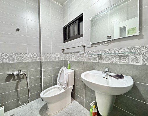 沙鹿雙商圈⭐可租補、戶籍、寵物⭐傢俱全⭐自家車庫 - Image 9