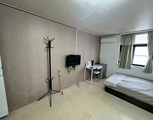 對面有大公園、好停車、代收垃圾|免仲介費 - Image 3