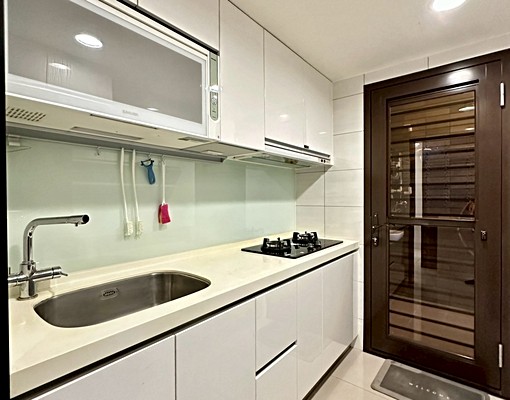 TO社宅可補助|中正商圈雙陽台景觀兩房車 - Image 10