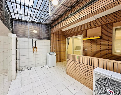 ★免爬樓梯★超大陽台★租補★捷運頂溪★ - Image 4