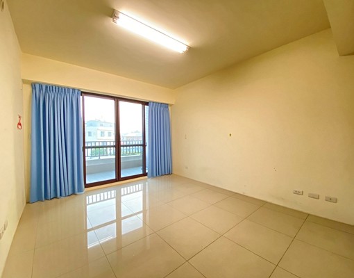 員林別墅社區|臨路美透天|大空間|員林大道【可寵|可租補】 - Image 4